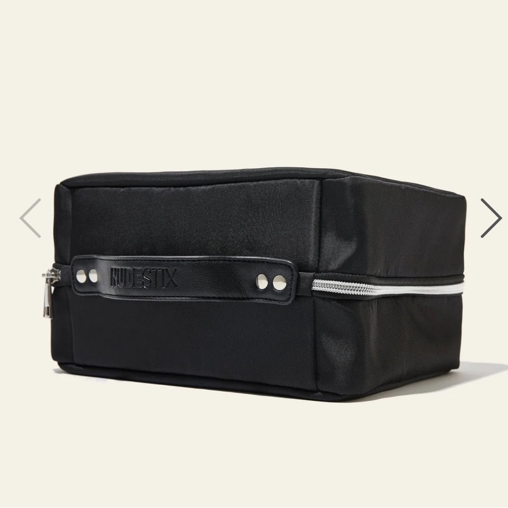 NUDESTIX Black Hanging Cosmetic Bag for Men